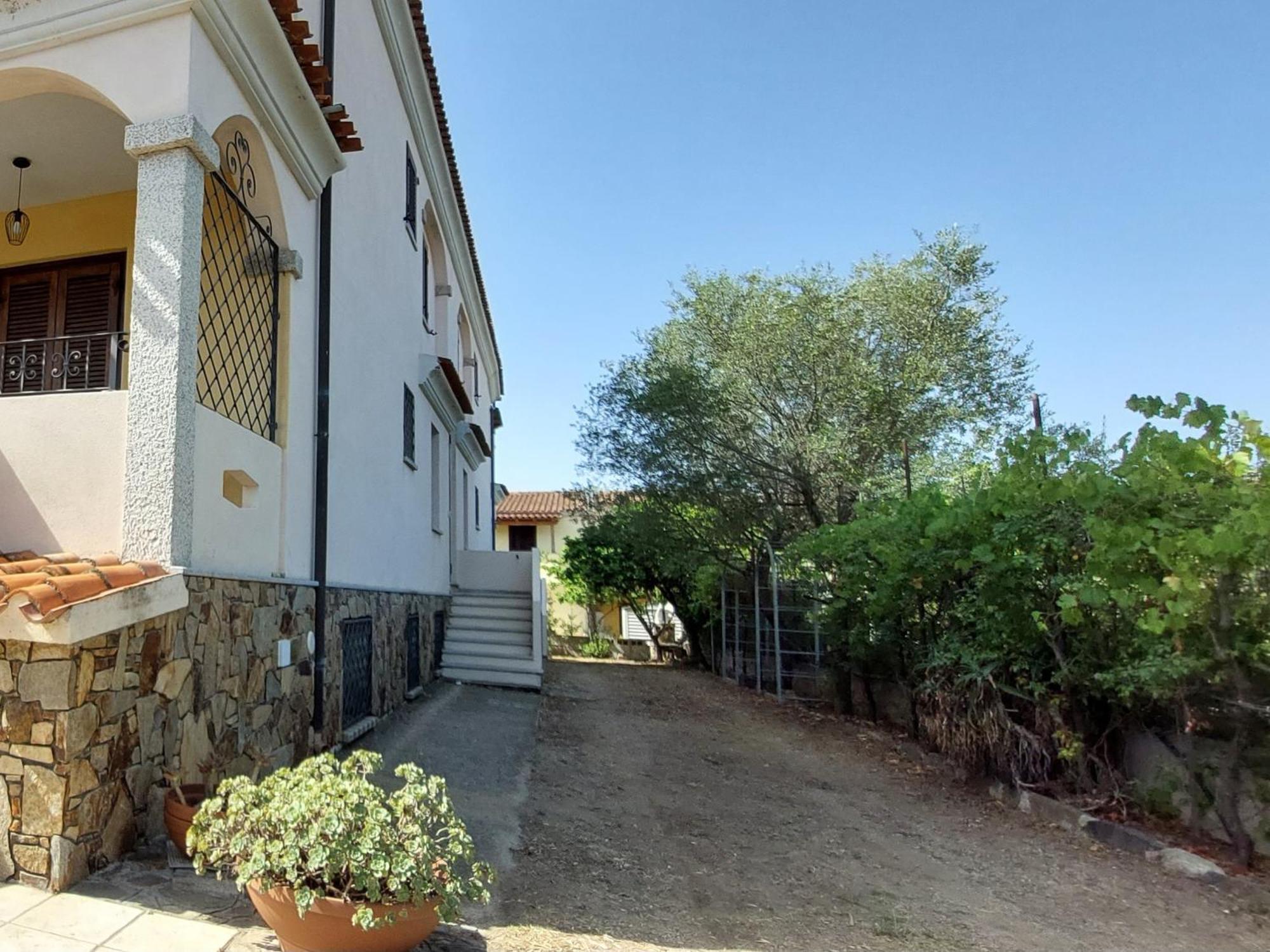 Appartamento La Casa Di Annita Tanaunella Esterno foto